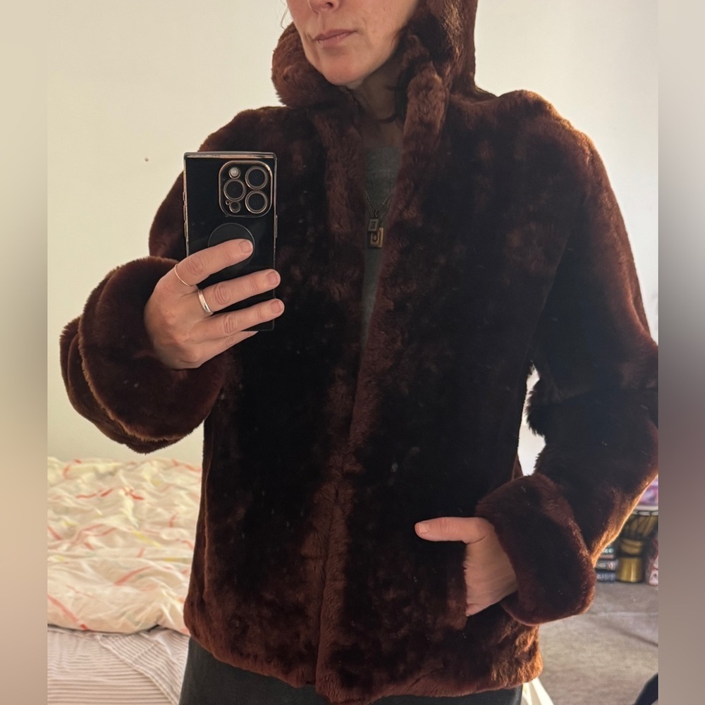 Vintage 1940s–50s Beaver Fur Coat Brown Satin Lined Medium Make Offers - Picture 2 of 11